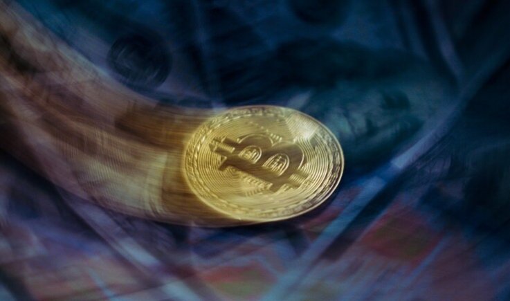 عملة "بتكوين" المشفرة تقفز فوق مستوى 29 ألف دولار