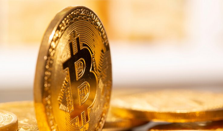 "البيتكوين" تسجل رقما قياسيا تاريخيا جديدا  