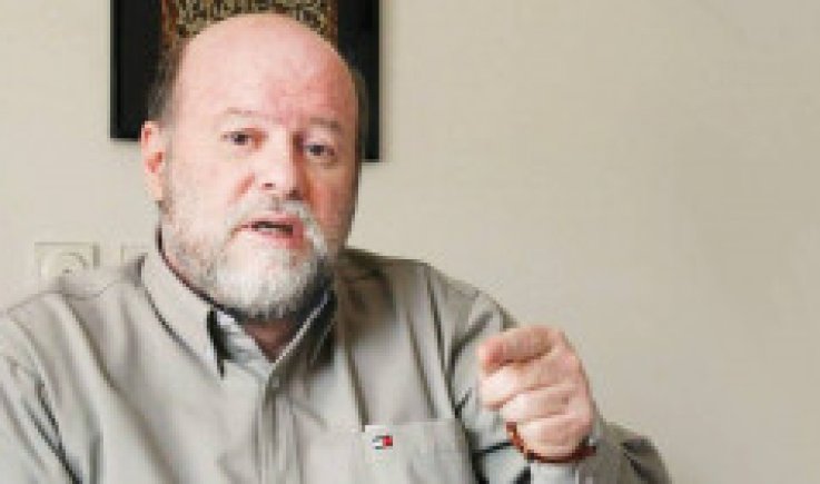 سياسي انصارالله ينعي الأستاذ الكبير أنيس النقاش: حمل لواء فلسطين كقضية مقدسة ظل يدافع عنها طيلة حياته