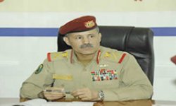 وزير الدفاع ورئيس هيئة الأركان يرفعان برقية بمناسبة حلول شهر رمضان