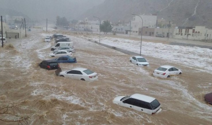 الارصاد يحذر المواطنيين امطار غزيرة وسيول جارفة