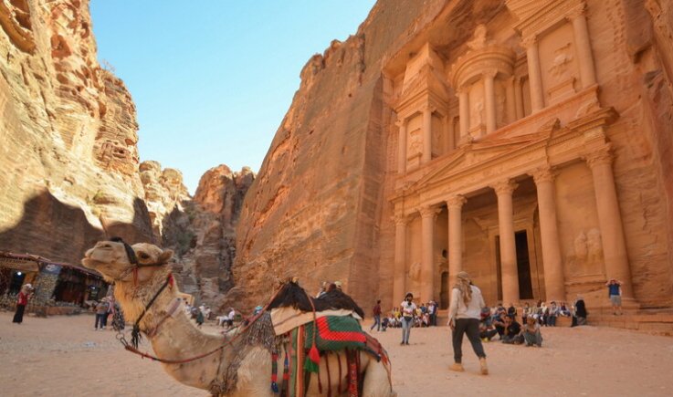 الأردن.. هبوط حاد في الدخل السياحي