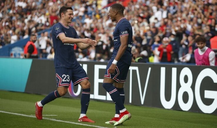 الدوري الفرنسي: باريس سان جيرمان يهزم كليرمون برباعية نظيفة بغياب ميسي