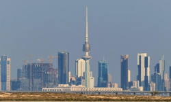 الكويت تعتزم تخفيض رواتب الموظفين الحكوميين إلى النصف