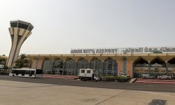 انفجار سيارة مفخخة في مطارعدن وسقوط ضحايا