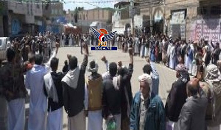 وقفات بأمانة العاصمة تؤكد استمرار التحشيد ورفد الجبهات 