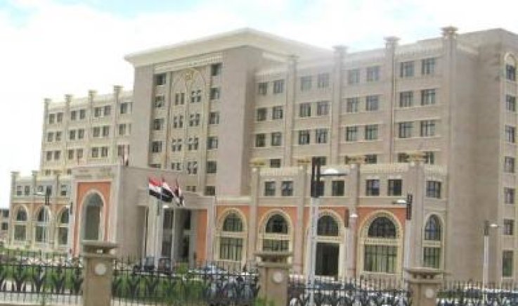 صنعاء ترد على تصريحات المبعوث الأمريكي لليمن