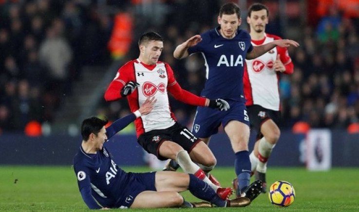 الدوري الإنجليزي: توتنهام يتعادل أمام ساوثهامبتون1-1 وبالاس يهزم نوريتش بثلاثية