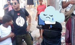 جريمة في المكلا.. توثيق مسنة بعمود كهرباء