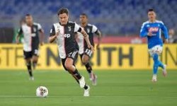 كأس إيطاليا: ميلان يتخطى جنوى وفيورنتينا يطيح بنابولي
