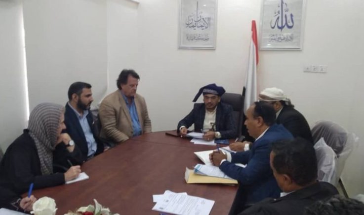 محافظ تعز يبحث مع الممثل المقيم للأمم المتحدة الوضع الإنساني في المحافظة