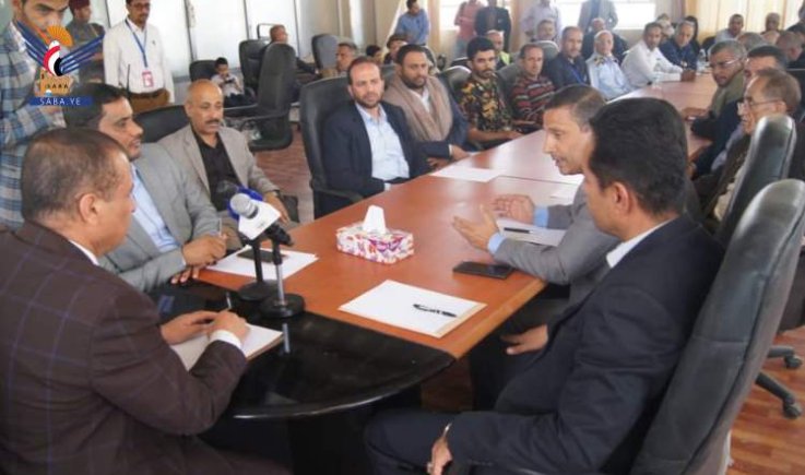 وزير النقل : غدا أول رحلة تجارية من صنعاء الى الأردن وقريبا الى القاهرة