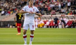 رسميا.. برشلونة يعلن تعاقده مع ليفاندوفسكي