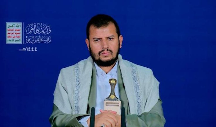 قائد الثورة :  نحذّر الأعداء من الاستمرار في مؤامراتهم لاستهداف شعبنا وبلدنا