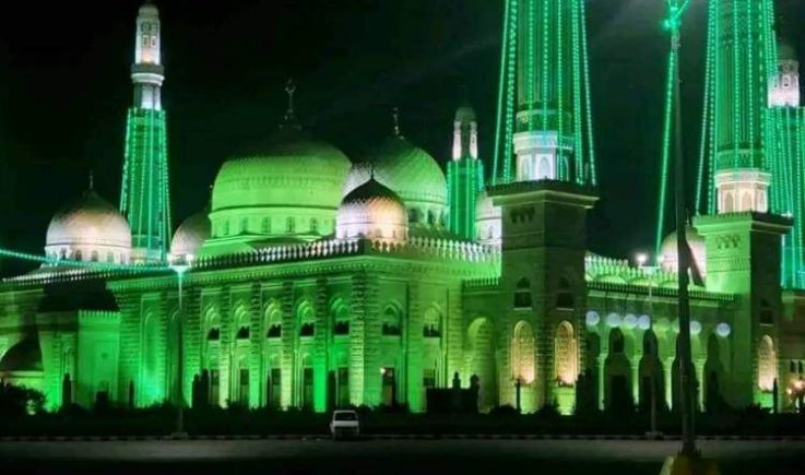 صنعاء والمحافظات تكتسي حلة المولد
