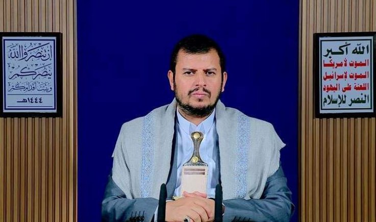  قائد الثورة يدعو لاستشعار المسؤولية في خدمة الناس