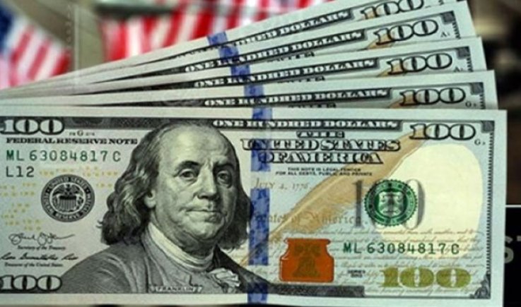ارتفاع الدولار لكن انتعاش شهية المستثمرين للمخاطرة يحد من مكاسبه