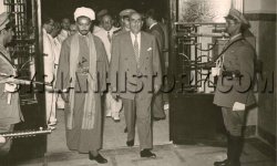 رئيس عربي! شاهد على معركة (عَصِر) بصنعاء 1905 ضد الاتراك بماذ وصفها!?