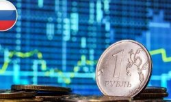 انخفاض الروبل الروسي لأدنى مستوياته منذ ثمانية أشهر