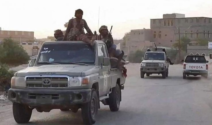صحيفة عربية : عبث سعودي إماراتي في شبوة ينذر بأحداث دامية   
