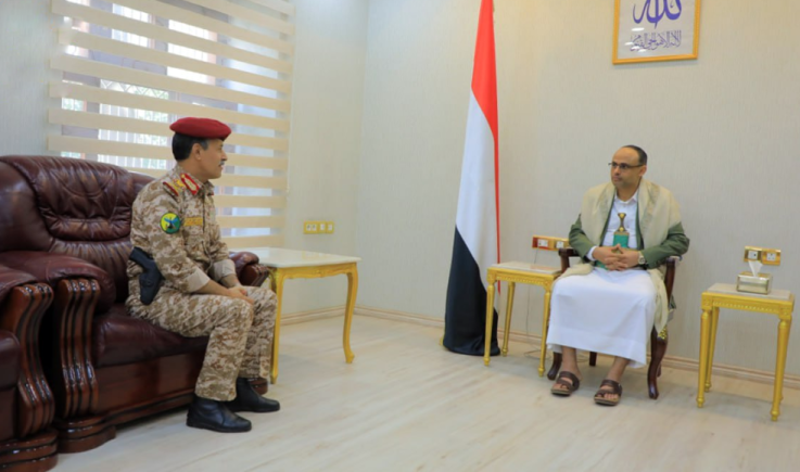 الرئيس المشاط يلتقي وزير الدفاع