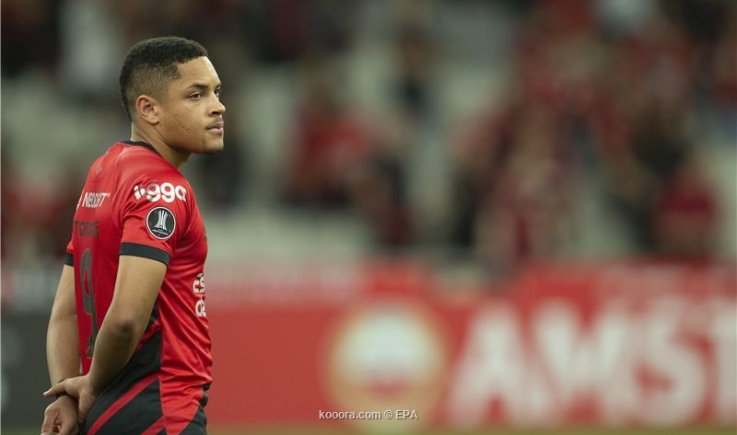 صورة.. ميسي حاضرا في توقيع روكي لبرشلونة