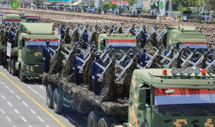 صحيفة امريكية تعلق على عرض صنعاء ..هل هي بكين ام كوريا الشمالية
