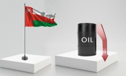 سعر نفط عمان يتراجع 4.43 دولار للبرميل