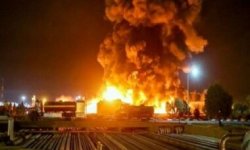 سوريا.. القاعدة الأمريكية في حقل العمر النفطي شرق دير الزور تتعرض لقصف صاروخي