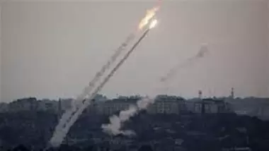 كتائب القسام تعلن قصف "تل أبيب" وضواحيها بصاروخين من طراز "M90"