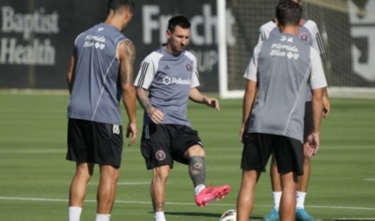 ميسي يعود للملاعب بعد غياب شهرين بسبب الإصابة
