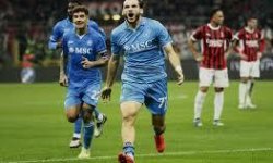 نابولي يفوز على ميلان ويعزّز صدارته في الدوري الإيطالي لكرة القدم