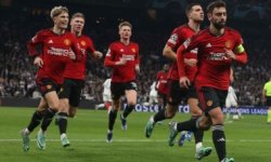 ديربي مانشستر: يونايتد يفوز على سيتي بثنائية في الدوري الإنجليزي