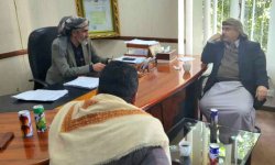 نائب وزير الإدارة والتنمية المحلية والريفية يناقش مع اللواء عوض العولقي محافظ شبوة سُبل دعم جهود التنمية المجتمعية 