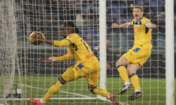 أتالانتا يتعادل أمام لاتسيو وينفرد بصدارة الدوري الإيطالي