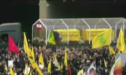 في تشييع الشهيدين السيدين القائدين... حشود عظيمة تبادل الوفاء بالوفاء 
