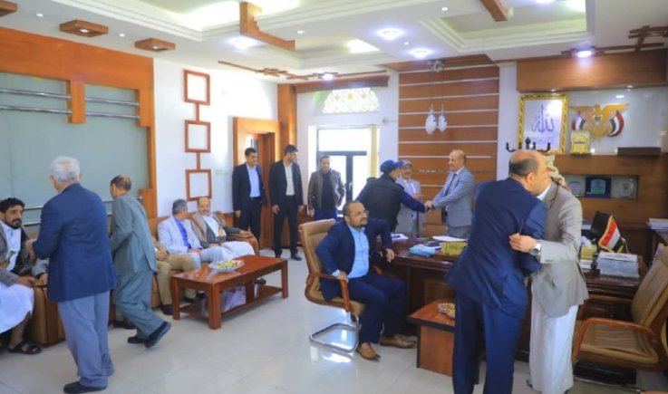 وزير الاقتصاد يشيد بمستوى الانضباط الوظيفي في اول أيام الدوام الرسمي