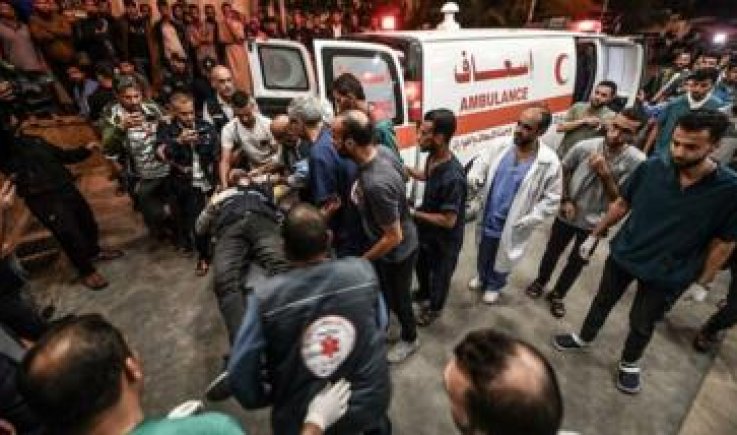 استشهاد 11 فلسطينيا و35 جريحا بقصف العدو لمنزل مأهول شرق غزة
