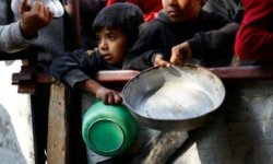 "الأورومتوسطي": 26 فلسطيناً قضوا في غزة خلال 24 ساعة بسبب التجويع