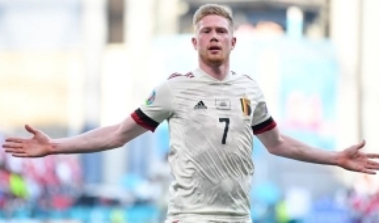 كيفن دي بروين ينضم رسمياً لنابولي الإيطالي