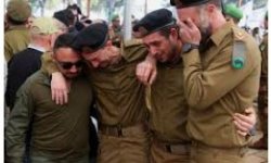 تقرير عبري .. شهادات صادمة لجنود يعترفون بالرعب واليأس والخيانة العسكرية