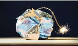 عدن المحتلة .. حتمية استمرار التدهور والانهيار رغم تراجع الدولار