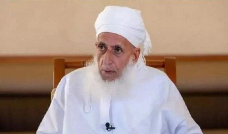 مفتي عمان: نأسف على من لايزالون يتشبثون بالعدو الصهيوني