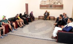 وزارة الخارجية تستضيف لقاءً إنسانياً مع طاقم سفينة "إترنيتي سي" وممثلي الفلبين والهند والصليب الأحمر