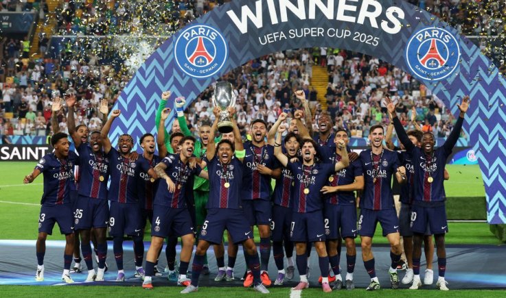 سان جيرمان يتوج بكأس السوبر الأوروبي لأول مرة في تاريخه