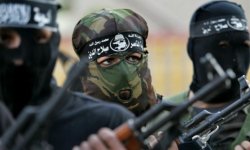 ألوية "صلاح الدين" تقصف تحشدات لجنود وآليات العدو الصهيوني شمال خانيونس