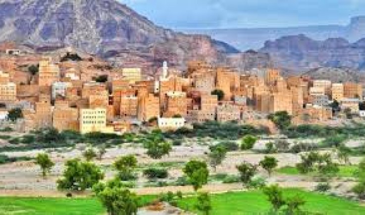 السلطة المحلية بمحافظة شبوة تدين العدوان الصهيوني الغادر على الأحياء السكنية والمنشآت المدنية بالعاصمة صنعاء ومحافظة الجوف 
