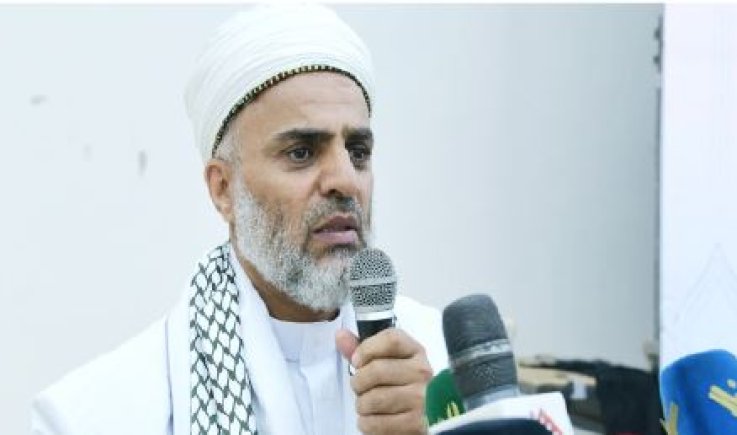 قال: المعركة مع العدو معركة وعي ودماء الشهداء من رجال الإعلام لن تذهب سدى..