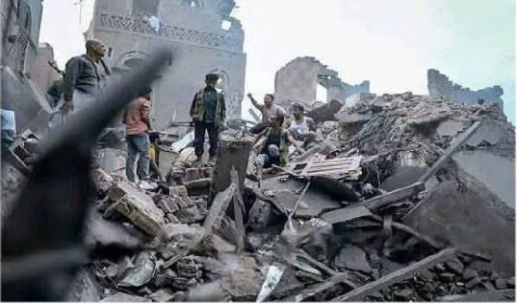 الاتحاد الدولي للصحفيين : استهداف صحيفتي 26 سبتمبر واليمن جريمة حرب مروعة