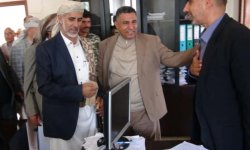 القائم بأعمال رئيس الوزراء يزور وزارة الكهرباء والمياه ويطلع على سير العمل ومستوى الأداء